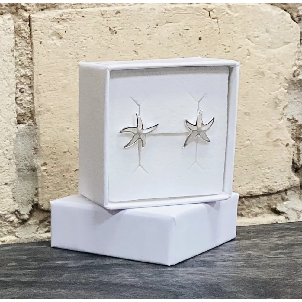 mother of pearl studs starfish